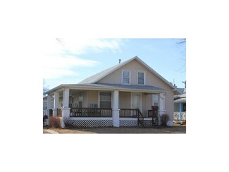 116 W 3rd Ave, Garnett, KS 66032
