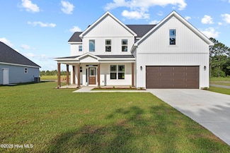 411 Fore Place, Maple Hill, NC 28454