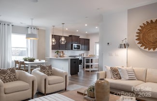 11525 Glasden Rd Unit 524, Charlotte, NC 28278