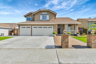 1700 Hemlock Ct, Hollister, CA 95023