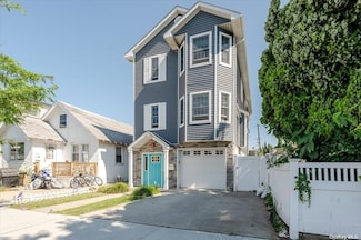 237 E Fulton St, Long Beach, NY 11561