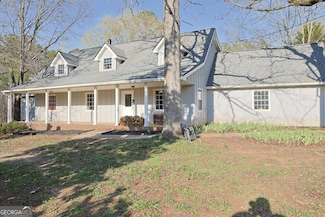75 Price Dr W, Locust Grove, GA 30248