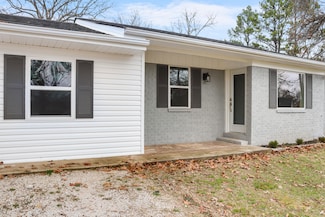 202 Briarwood, Pocola, OK 74902