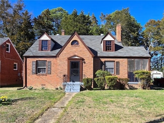 417 Claremont St, Petersburg, VA 23805