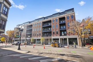 3924 N Lincoln Ave Unit 416, Chicago, IL 60613