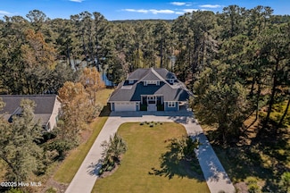 6505 Walden Pond Ln, Southport, NC 28461
