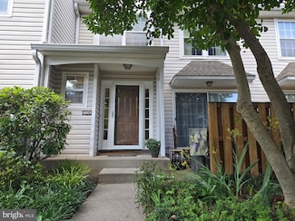 8501 Spruce Mill Dr, Morrisville, PA 19067
