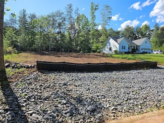 305 Winding Creek Dr, Morganton, NC 28655