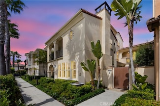 8356 Noelle Dr, Huntington Beach, CA 92646