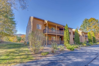 15 Tennis Ln Unit 9, Thornton, NH 03223