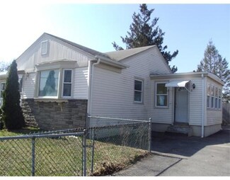 81 Atwood St, Providence, RI 02909