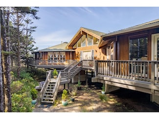 3735 Highway 101 N, Yachats, OR 97498