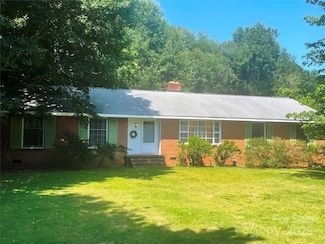 1834 Sharonwood Ln, Rock Hill, SC 29732