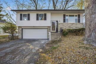 5415 Vinewood Ct, Columbus, OH 43229