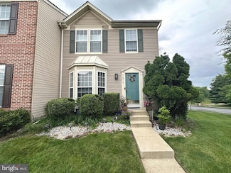 10215 Goosecreek Ct, Clinton, MD 20735