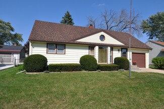 2622 Hooker Ave, Rockford, IL 61108