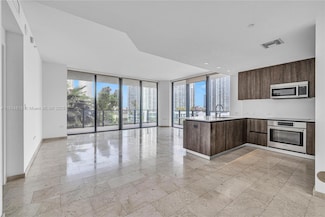 68 SE 6th St Unit 712, Miami, FL 33131