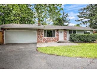 3941 SW Plum St, Portland, OR 97219