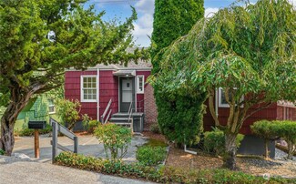906 Lake Washington Blvd S, Seattle, WA 98144