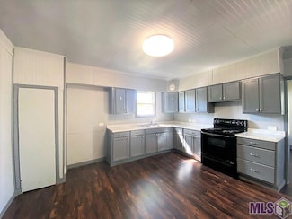 1133 Maximillian St, Baton Rouge, LA 70802