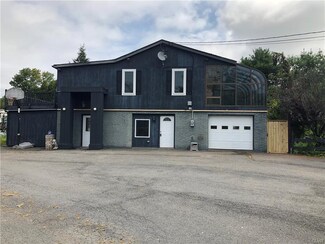 136 E West St, Wind Gap, PA 18091