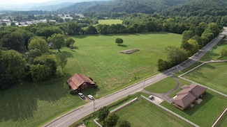 270 Cover Ave, Andrews, NC 28901
