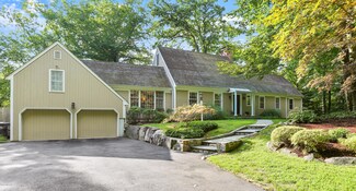 51 Old Stone Bridge Rd, Cos Cob, CT 06807