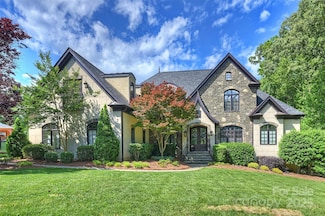 2004 Garden View Ln, Matthews, NC 28104