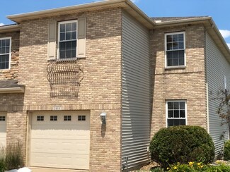 1414 Myrtle Beach Ave, Champaign, IL 61822