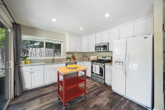 7055 Woodrick Way, Sacramento, CA 95842