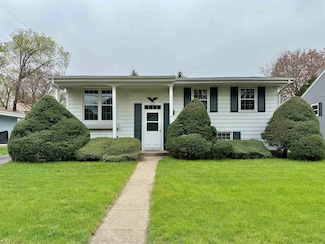 1609 Burton St, Beloit, WI 53511