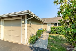 5702 N 33rd St Unit 19B, Tacoma, WA 98407
