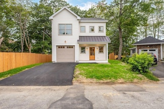 227 Pine St, South Portland, ME 04106