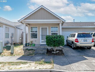 4934 SW 9th Ct, Gresham, OR 97080