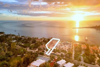 4050 Higel Ave, Siesta Key, FL 34242