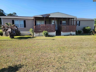 1052 Detwiler St, Summerton, SC 29148