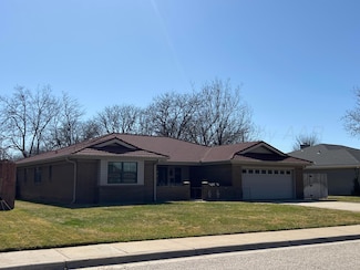 7115 Gainsborough Rd, Amarillo, TX 79106
