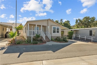 11401 Topanga Canyon Blvd Unit 35, Chatsworth, CA 91311