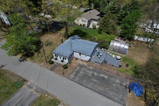 79 Valley Rd, Tewksbury, MA 01876