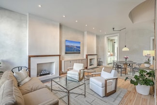 37 State St, Charleston, SC 29401