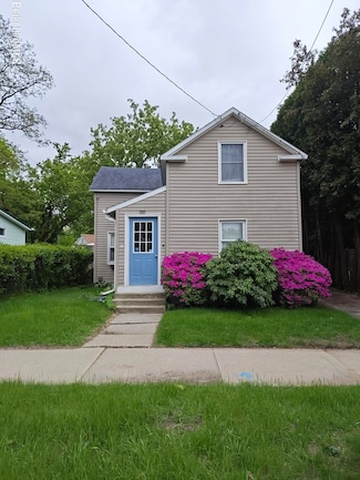 36 Newell St, Pittsfield, MA 01201