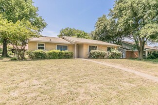 7727 Los Alamitos Dr, Dallas, TX 75232