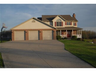 69260 Cardinal Dr, Saint Clairsville, OH 43950