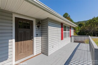 119 Beechwood Dr, Sylva, NC 28779