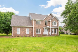 1424 Innisbrook Dr, Hixson, TN 37343