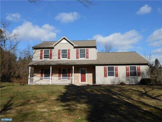 49 E 3rd St, Red Hill, PA 18076