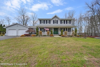 407 Hill St, Moscow, PA 18444