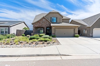 3878 Alamos Ave, Clovis, CA 93619