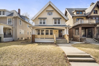 2861 N Prospect Ave, Milwaukee, WI 53211