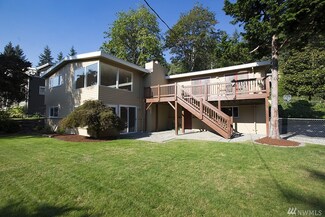 6909 93rd Ave SE, Mercer Island, WA 98040